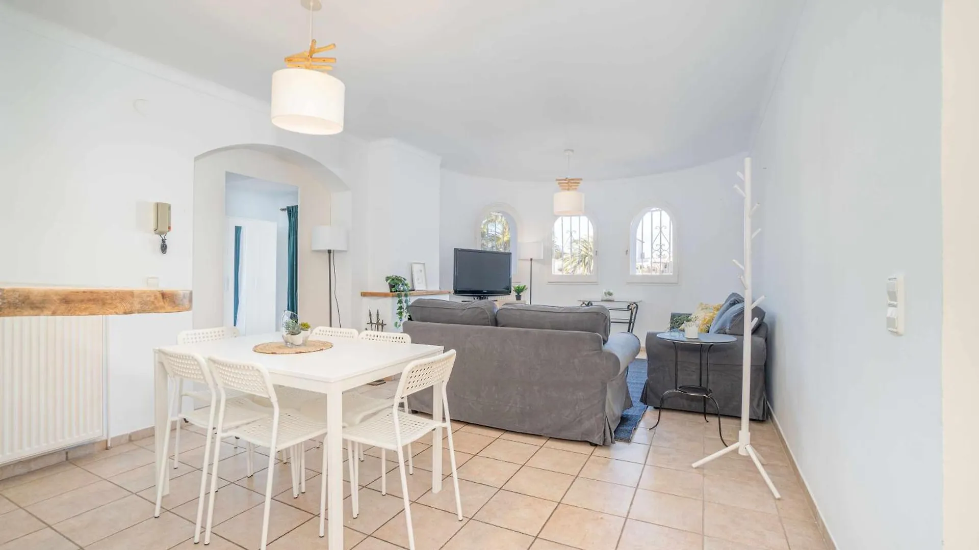 Jouvacations Villa Noguera Ampuriabrava Сasa de vacaciones